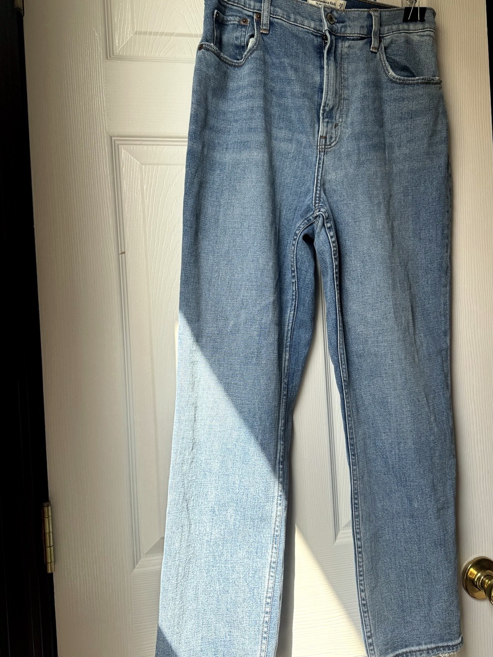 Abercrombie & Fitch Light Blue High-Rise Ankle Straight Jeans